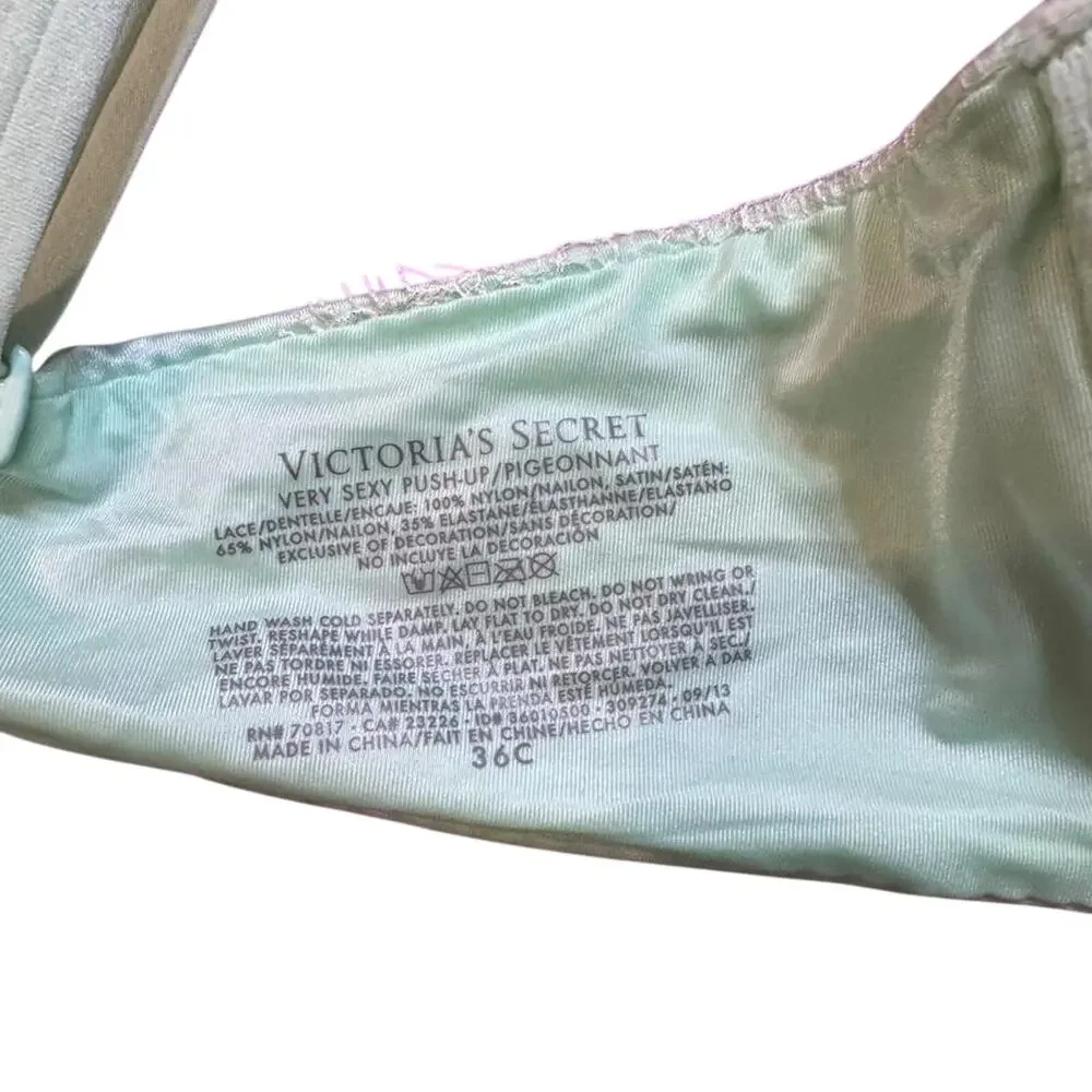 NEW 2013 Victoria's Secret Mint Green Pastel Lace Plunge Bra Bow Coquette 36C